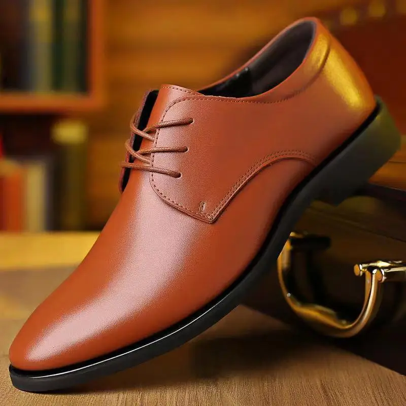The Modena Pointed Lace-Up